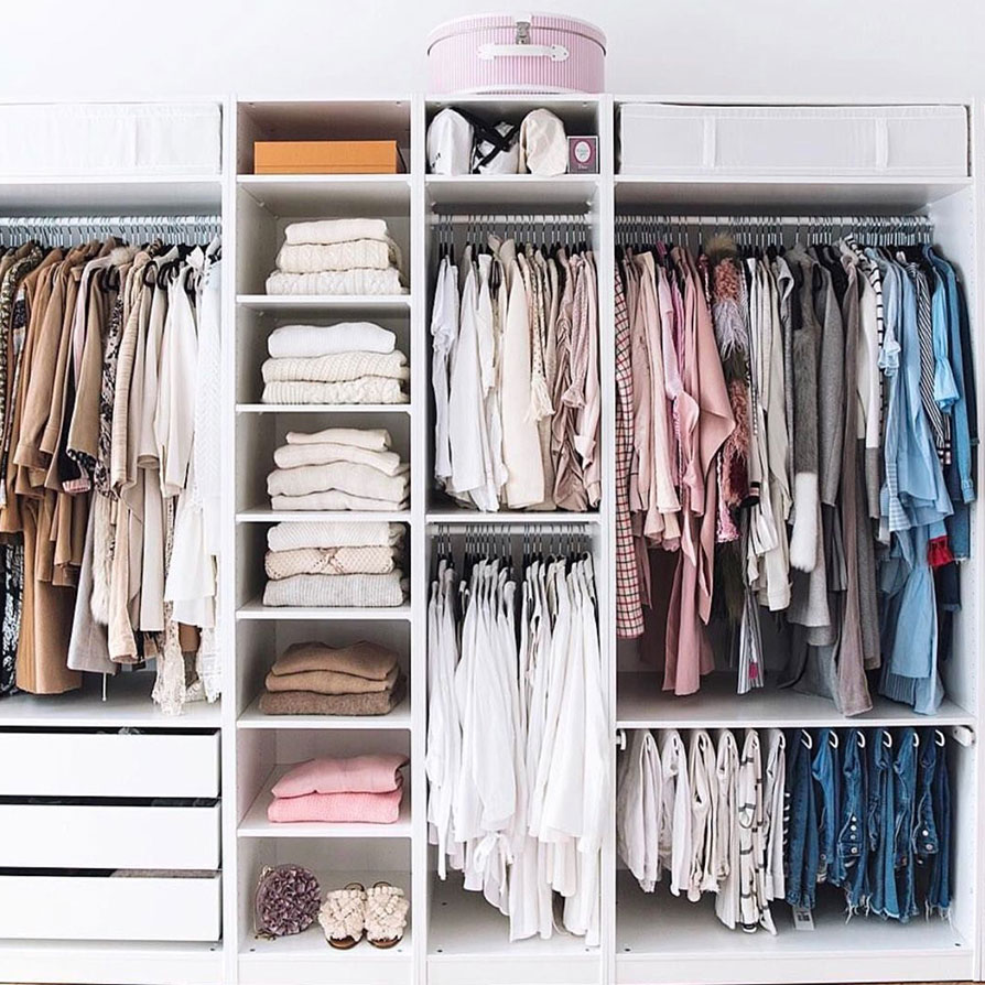 организация и хранение одежды в шкафу